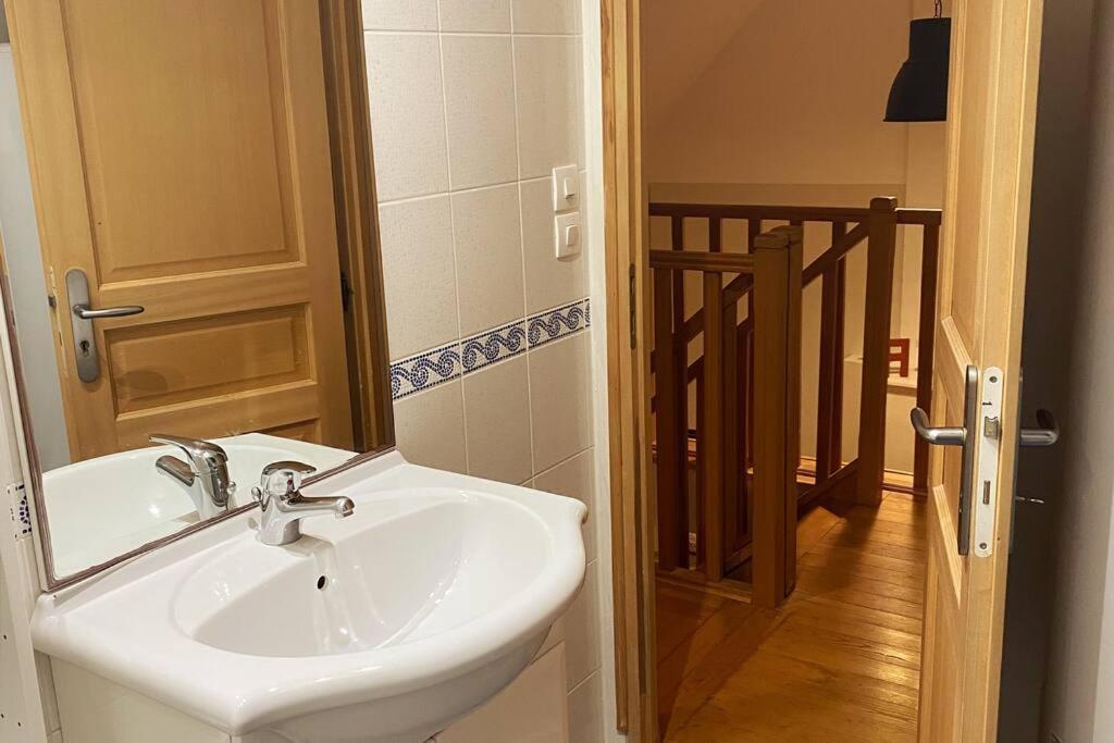 Gite " La Petite Maison" Livry  Ngoại thất bức ảnh
